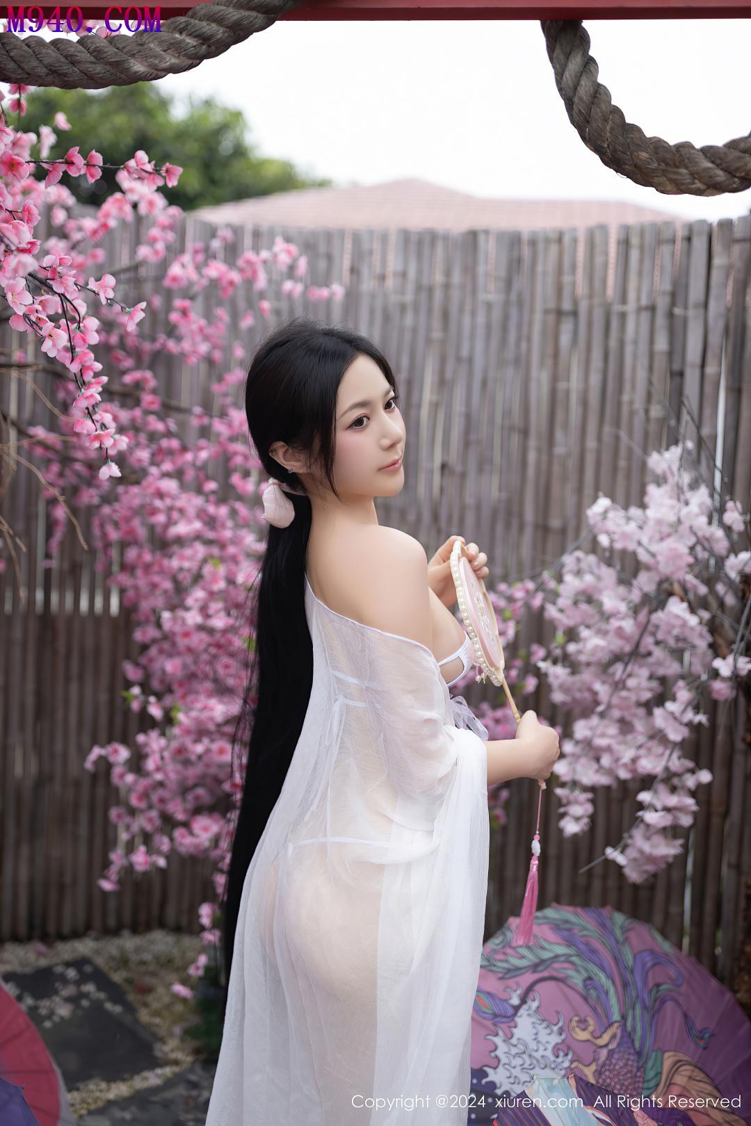 M940-[XIUREN秀人网] 2024.07.26 NO.8927 鱼子酱Fish [80P-825MB]