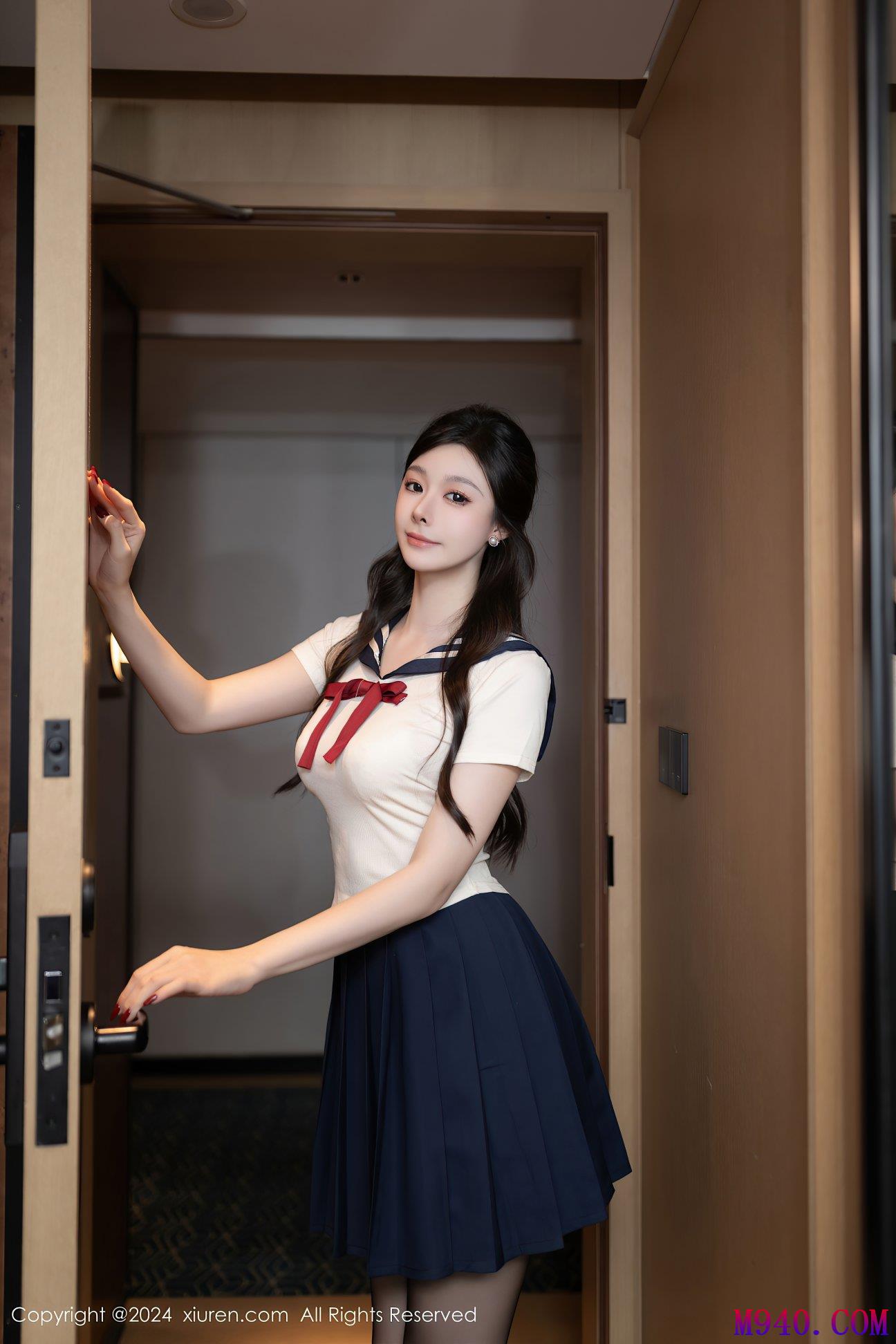 M940-[XIUREN秀人网] 2024.11.29 NO.9530 小逗逗 [80P-786MB]