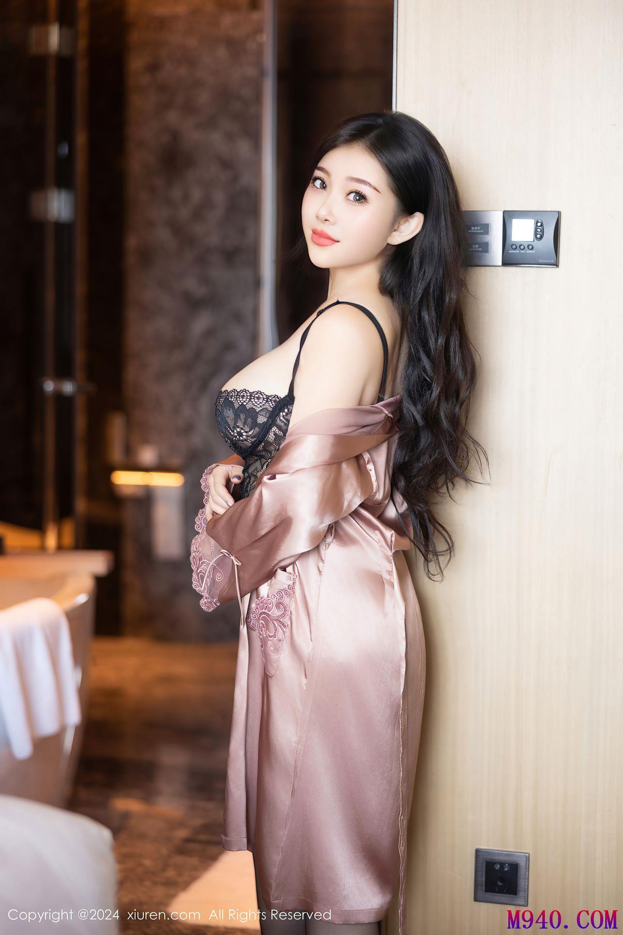 M940-[XIUREN秀人网] 2024.09.14 NO.9159 白洁Bessie [67P-642MB]
