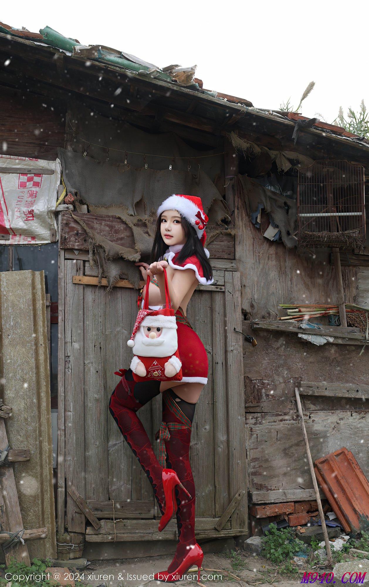 M940-[XIUREN秀人网] 2024.12.20 NO.9630 小薯条nienie [70P-1015MB]