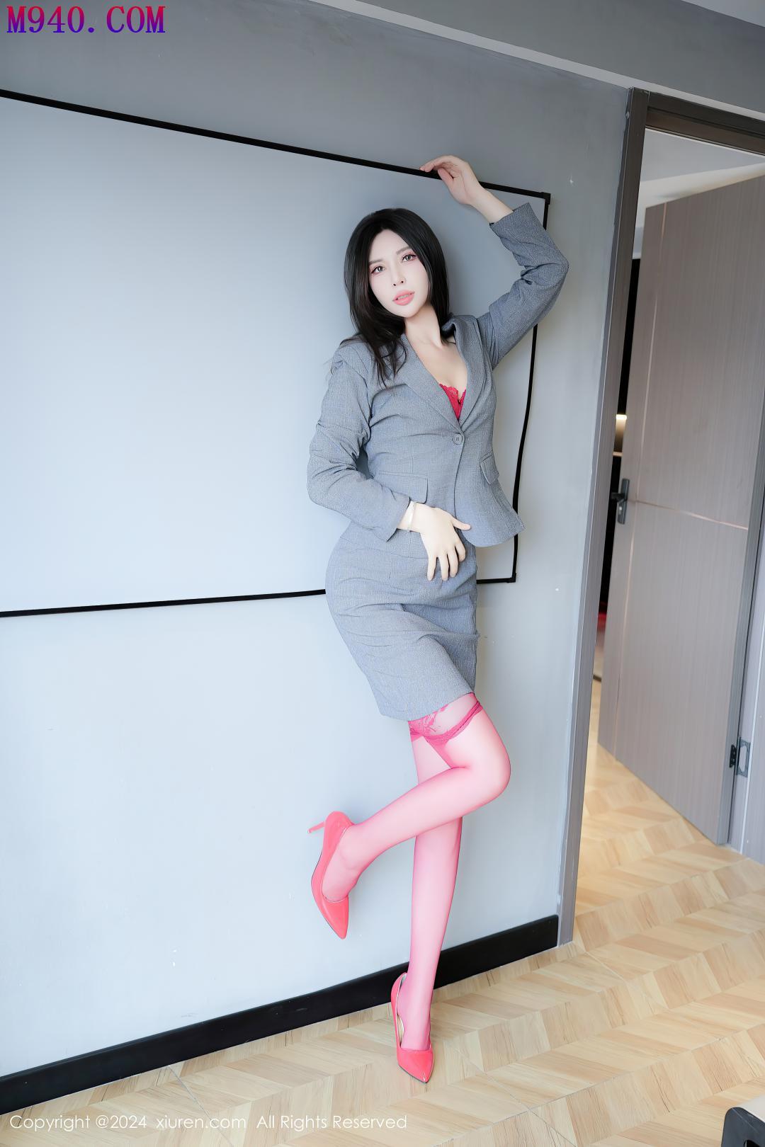 M940-[XIUREN秀人网] 2024.08.05 NO.8967 曼柔 [80P-730MB]