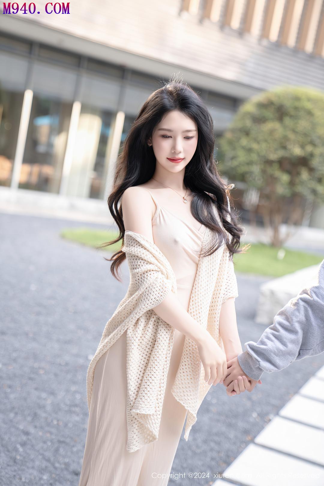 M940-[XIUREN秀人网] 2024.05.17 NO.8559 利世 [84P-730MB]