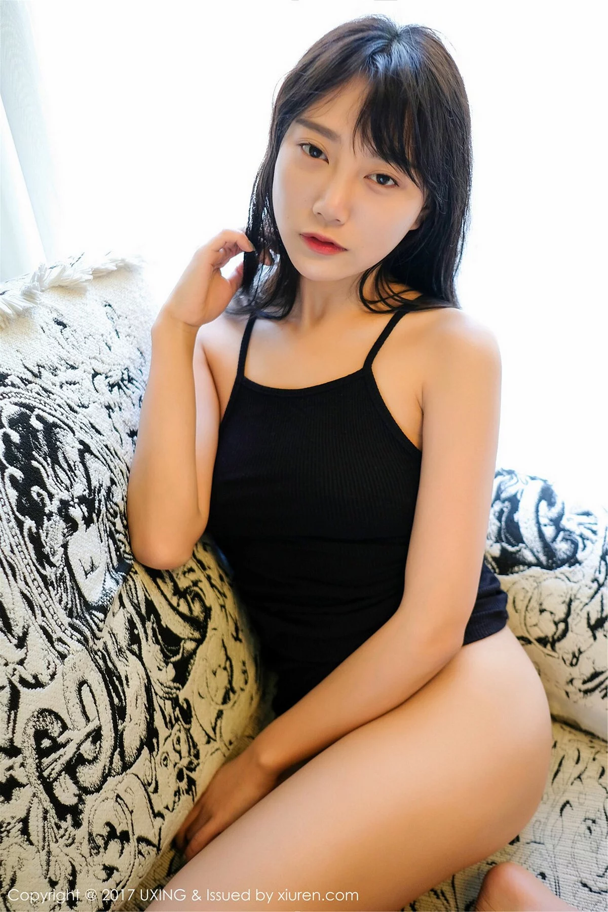 M940-[UXING优星馆]Vol.052_嫩模猩一衬衣裹身大尺度无内秀白嫩肌肤火辣诱惑写真43P 优星馆-第4张