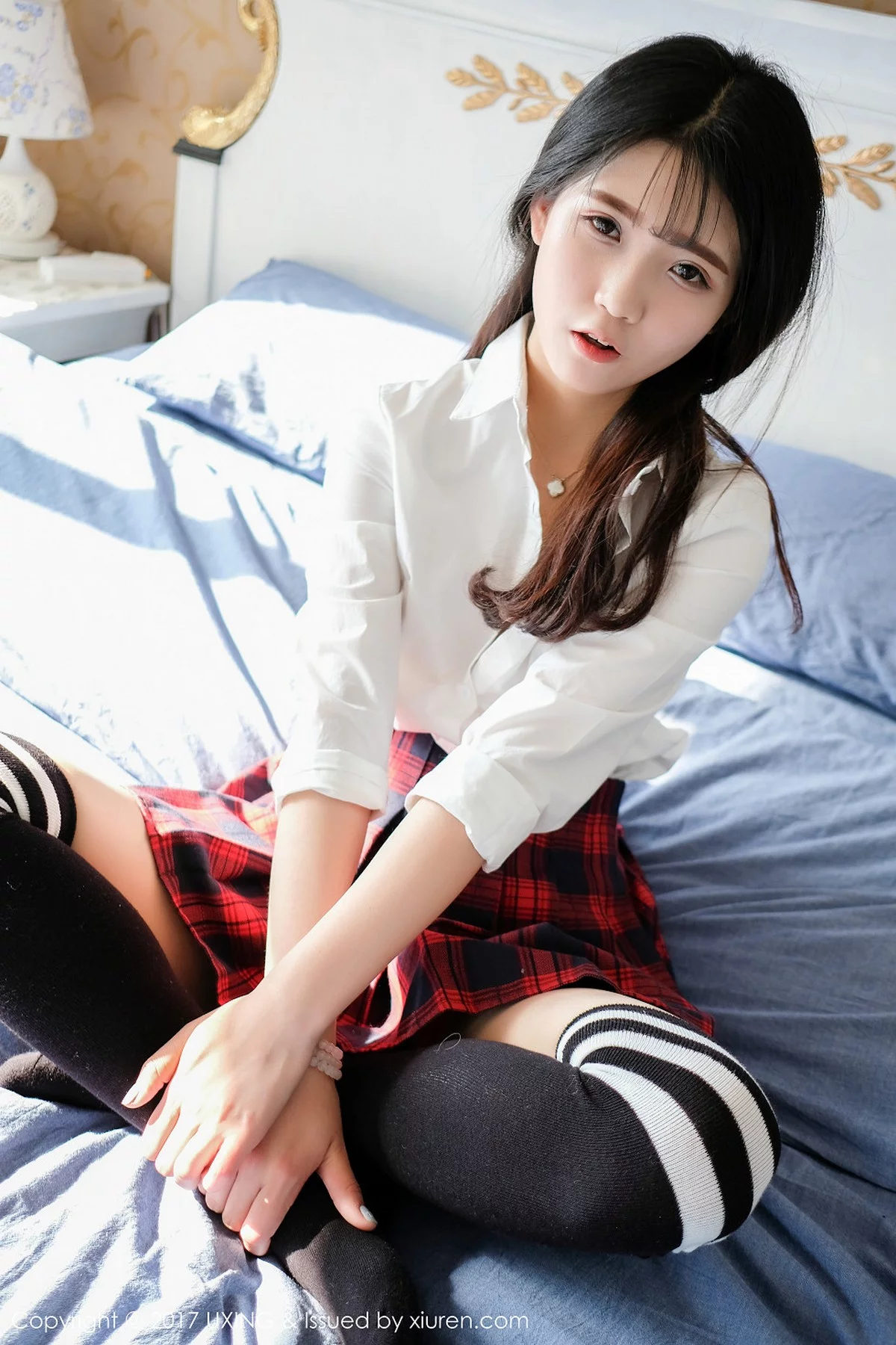 M940-[UXING优星馆]Vol.046_童颜巨乳妹子可爱的小叶子格子短裙学生装性感内衣写真50P 优星馆-第24张