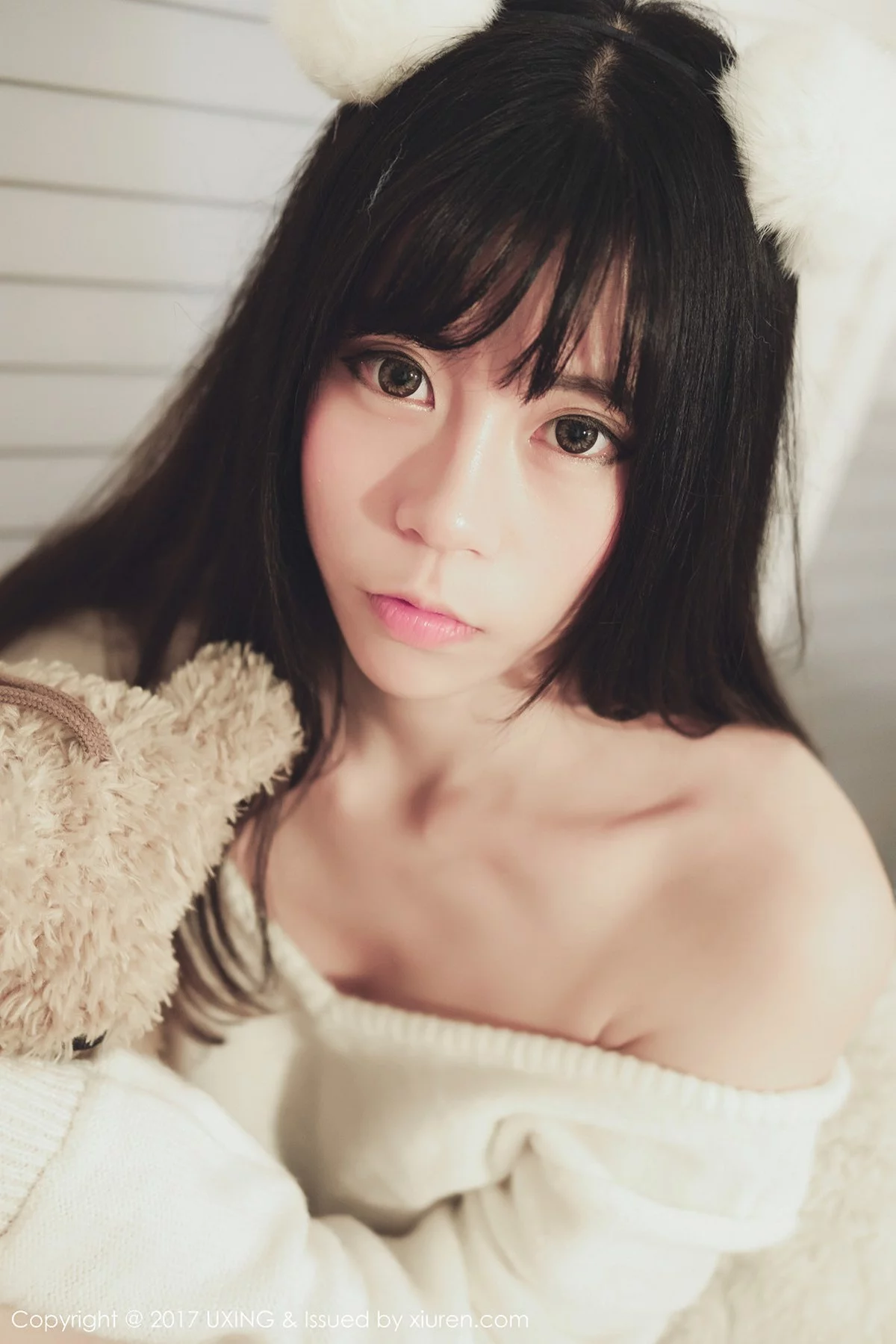 M940-[UXING优星馆]Vol.048_嫩模Yo酱居家学生装+白色蕾丝袜清爽美萝莉性感写真32P 优星馆-第12张