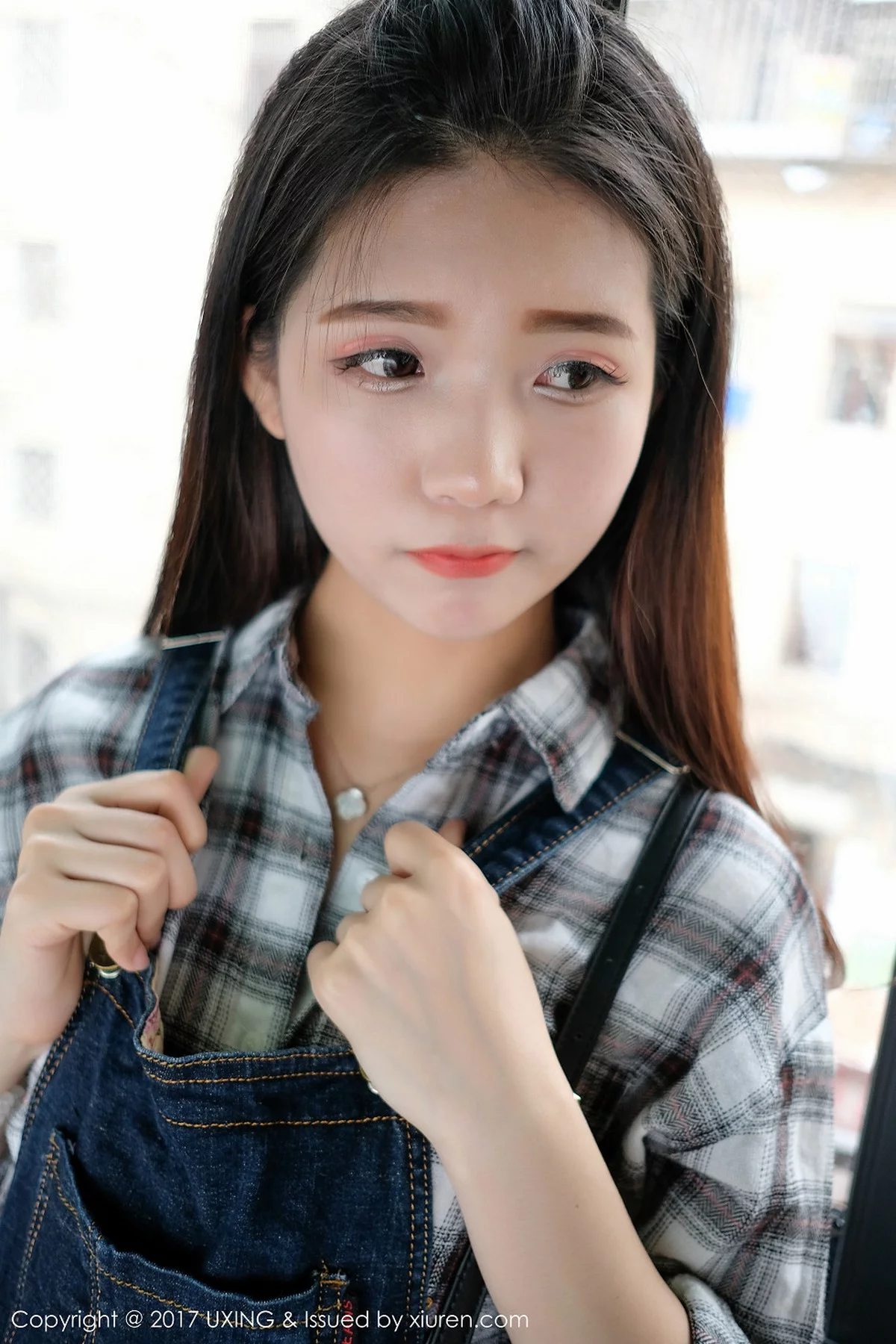 M940-[UXING优星馆]Vol.044_童颜巨乳嫩模可爱的小叶子脱牛仔衬衫秀完美曲线诱惑写真40P 优星馆-第10张