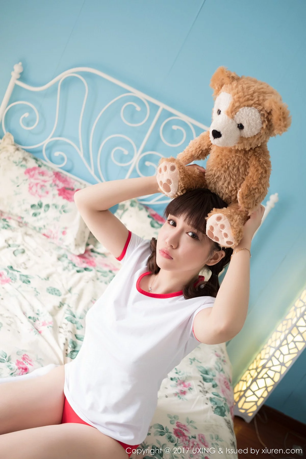M940-[UXING优星馆]Vol.040_嫩模K8傲娇萌萌Vivian居家大床上体操服可爱萌动写真60P 优星馆-第18张