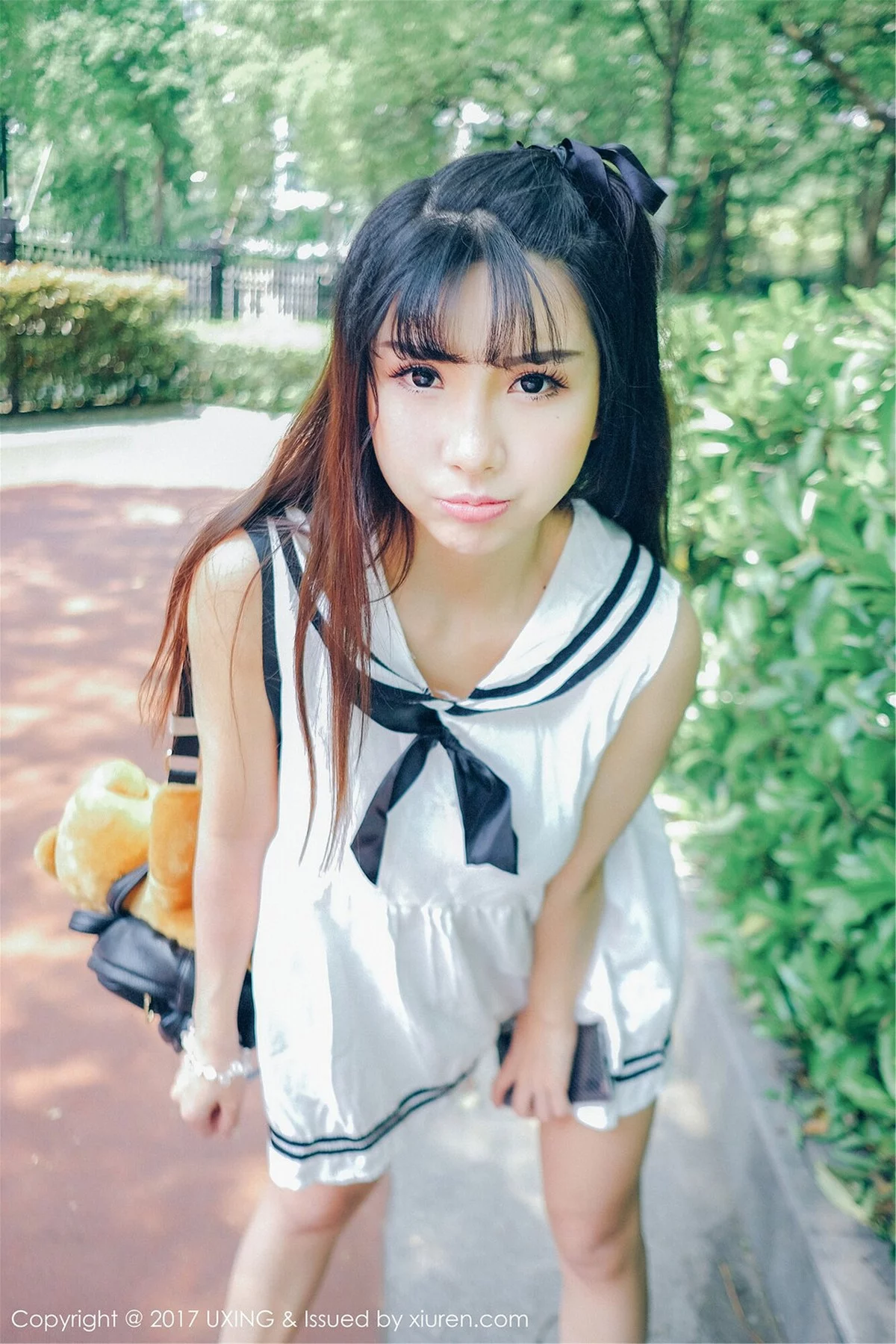 M940-[UXING优星馆]Vol.050_巨乳萝莉晓茜sunny学生装+私房内衣秀完美身材性感写真47P 优星馆-第4张