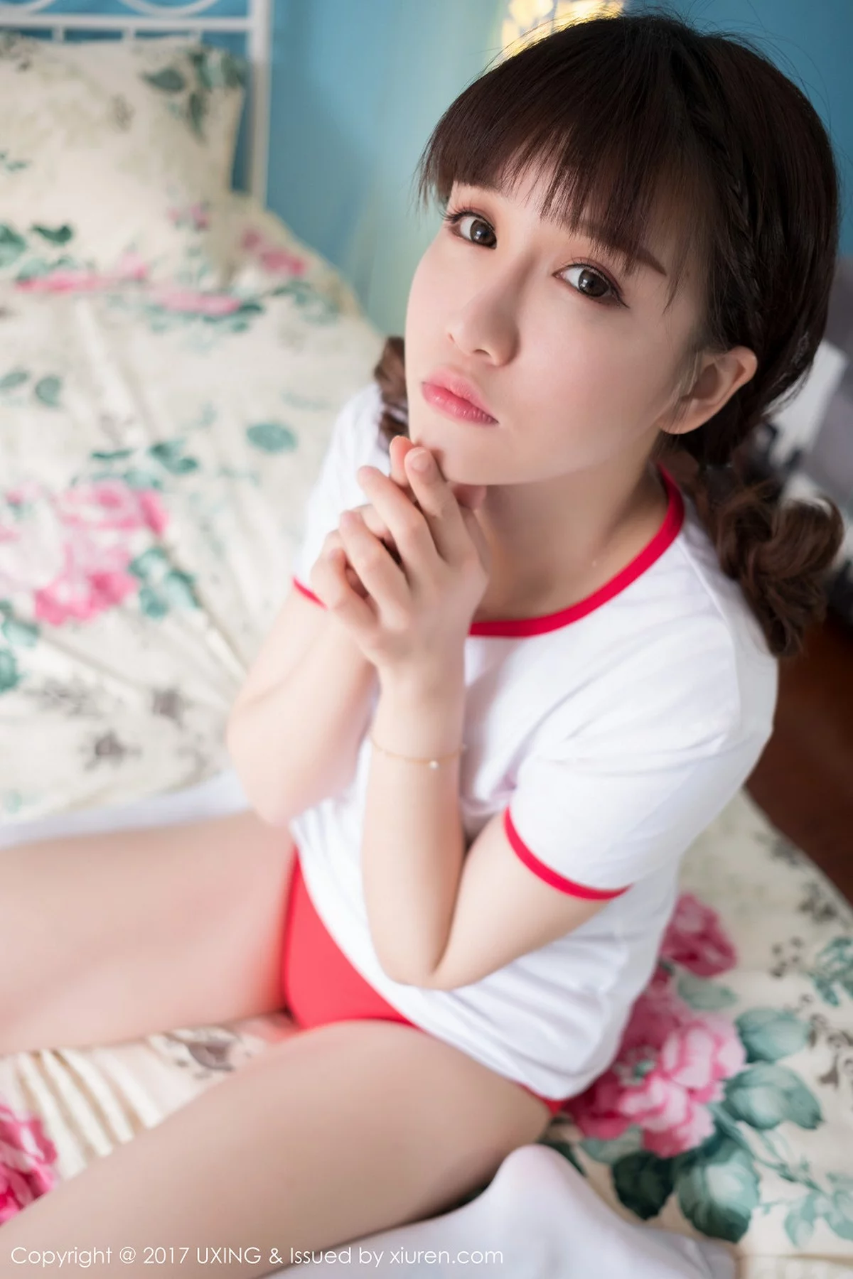 M940-[UXING优星馆]Vol.040_嫩模K8傲娇萌萌Vivian居家大床上体操服可爱萌动写真60P 优星馆-第7张