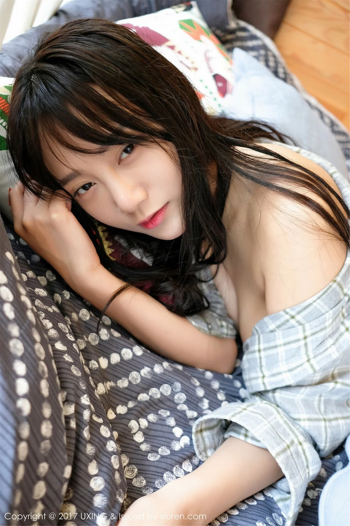 M940-[UXING优星馆]Vol.052_嫩模猩一衬衣裹身大尺度无内秀白嫩肌肤火辣诱惑写真43P 优星馆-第35张