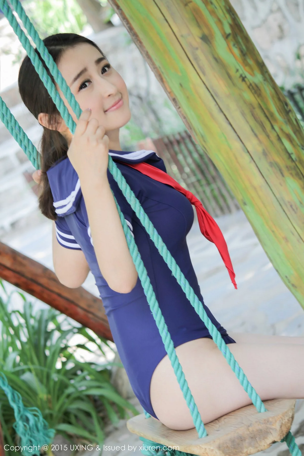 M940-[UXING优星馆]Vol.017_嫩模煊煊sunny爱吃棒棒糖的连体泳装妹子性感写真50P 优星馆-第18张