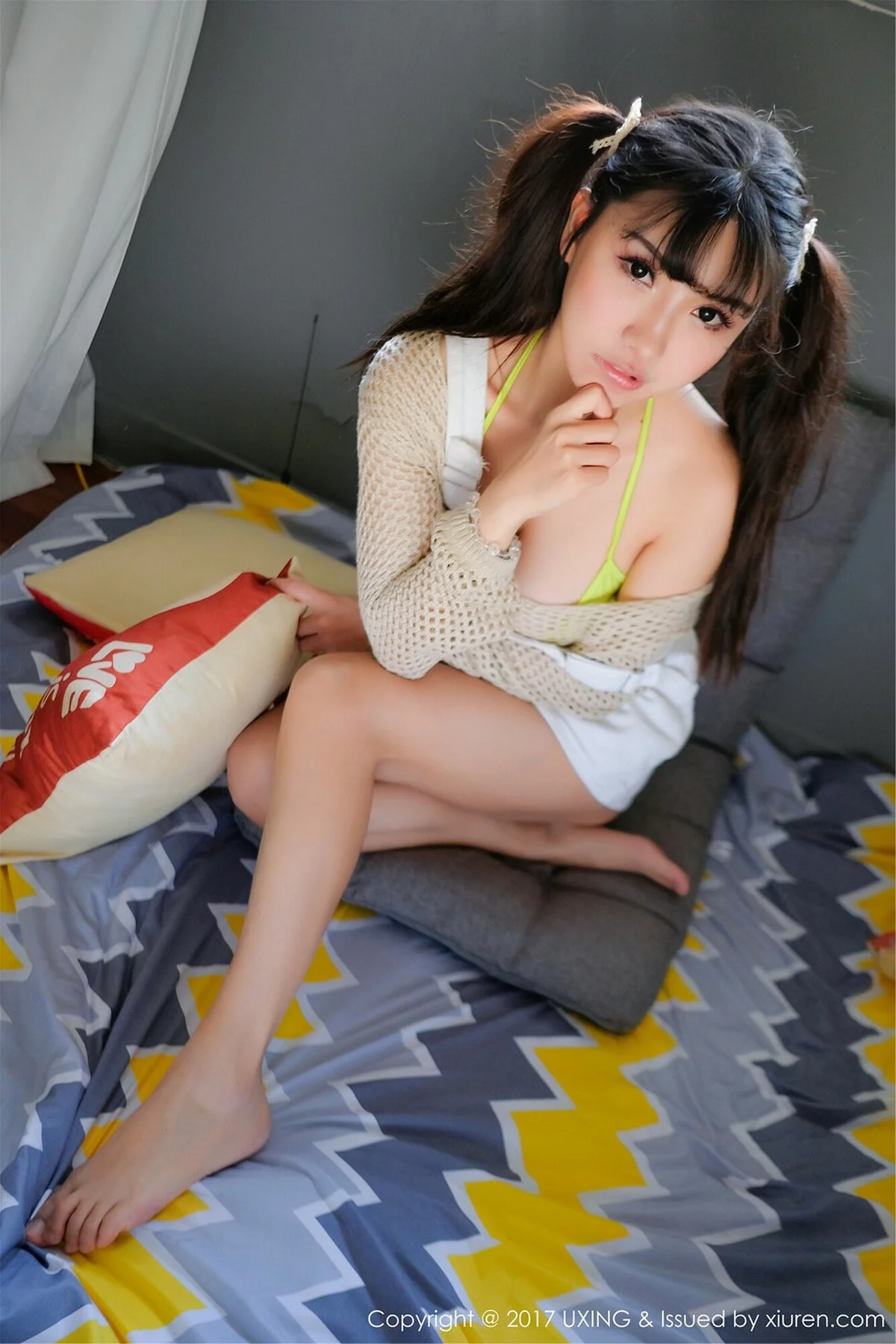 M940-[UXING优星馆]Vol.050_巨乳萝莉晓茜sunny学生装+私房内衣秀完美身材性感写真47P 优星馆-第24张