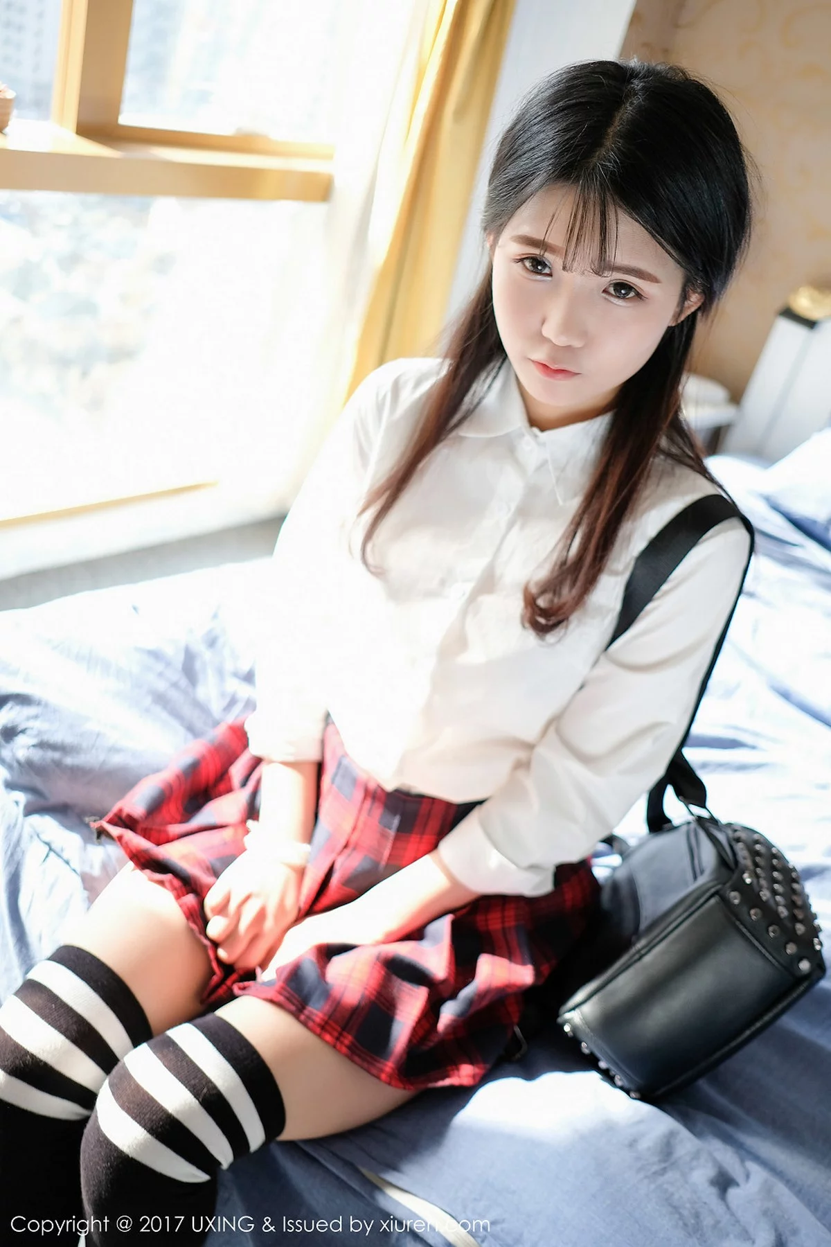M940-[UXING优星馆]Vol.046_童颜巨乳妹子可爱的小叶子格子短裙学生装性感内衣写真50P 优星馆-第9张