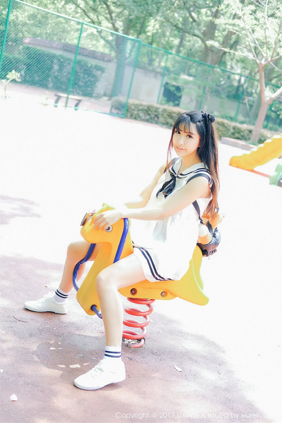 M940-[UXING优星馆]Vol.050_巨乳萝莉晓茜sunny学生装+私房内衣秀完美身材性感写真47P 优星馆-第1张