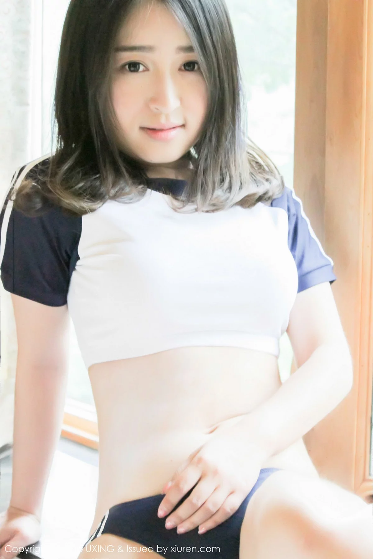 M940-[UXING优星馆]Vol.017_嫩模煊煊sunny爱吃棒棒糖的连体泳装妹子性感写真50P 优星馆-第33张