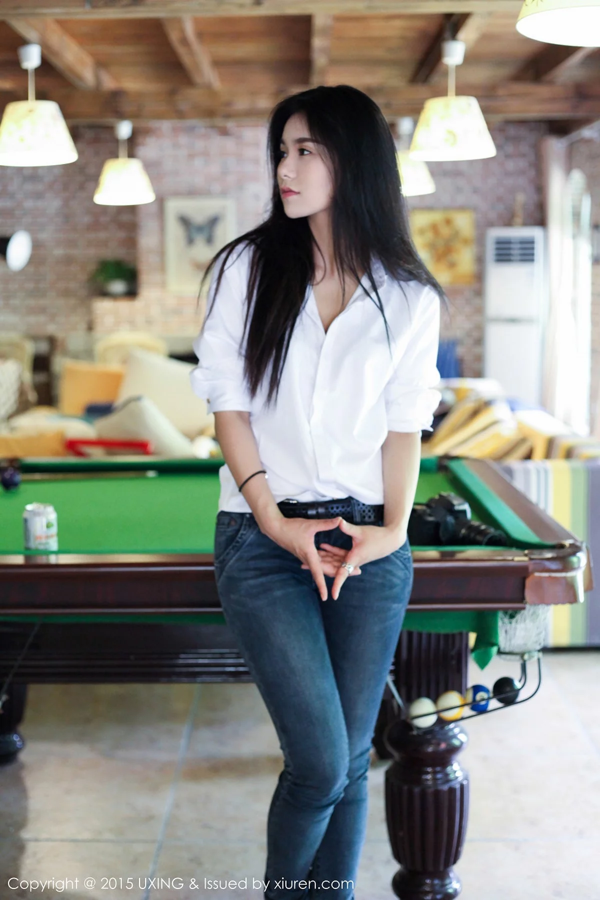 M940-[UXING优星馆]Vol.015_嫩模王欣然牛仔裤加白衬衫秀完美身材清爽迷人写真55P 优星馆-第50张