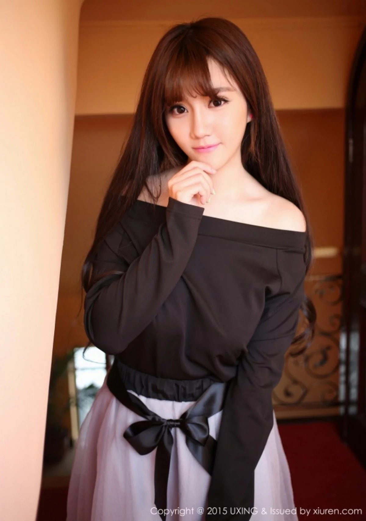 M940-[UXING优星馆]Vol.007_新人嫩模艾西Ashley白色上衣秀豪乳清新性感写真52P 优星馆-第27张