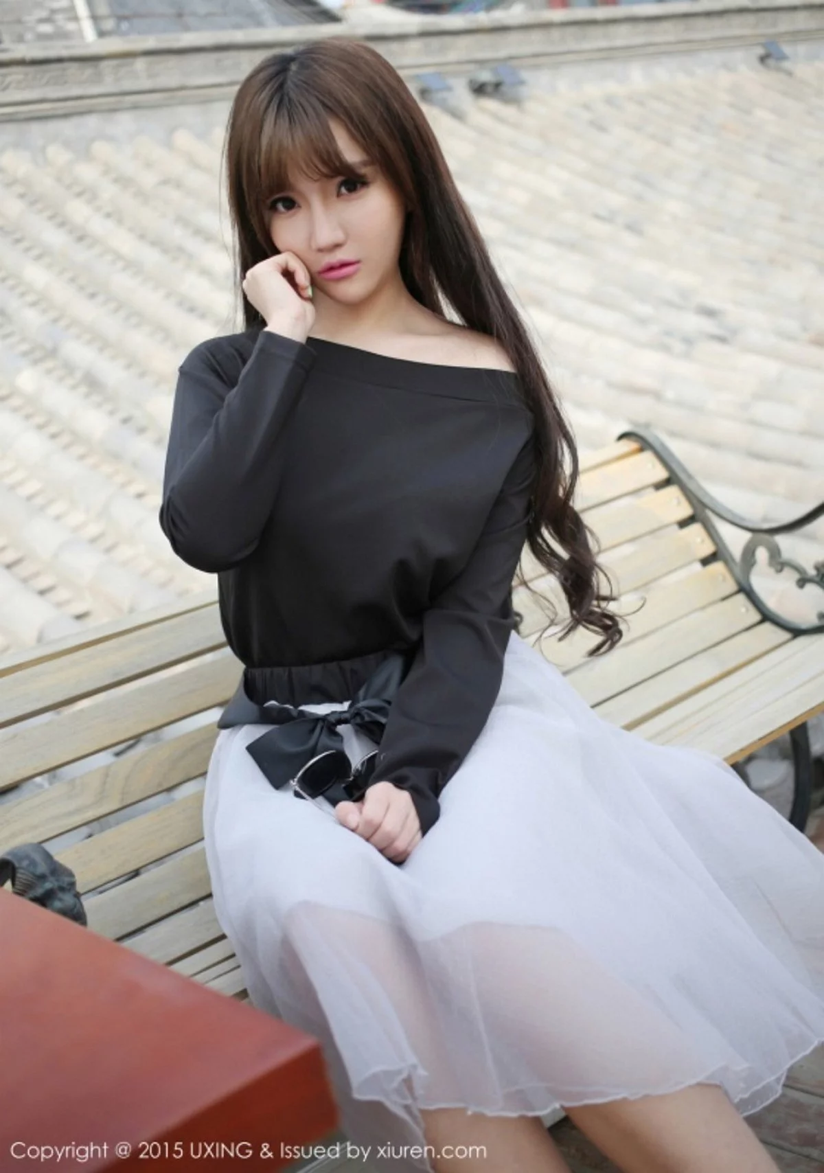 M940-[UXING优星馆]Vol.007_新人嫩模艾西Ashley白色上衣秀豪乳清新性感写真52P 优星馆-第32张