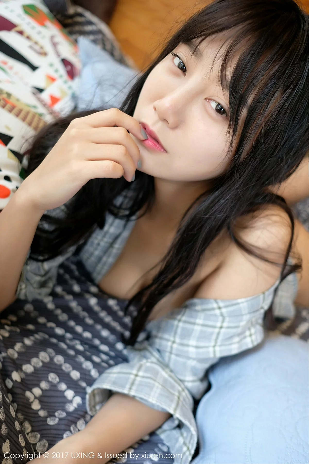 M940-[UXING优星馆]Vol.052_嫩模猩一衬衣裹身大尺度无内秀白嫩肌肤火辣诱惑写真43P 优星馆-第36张