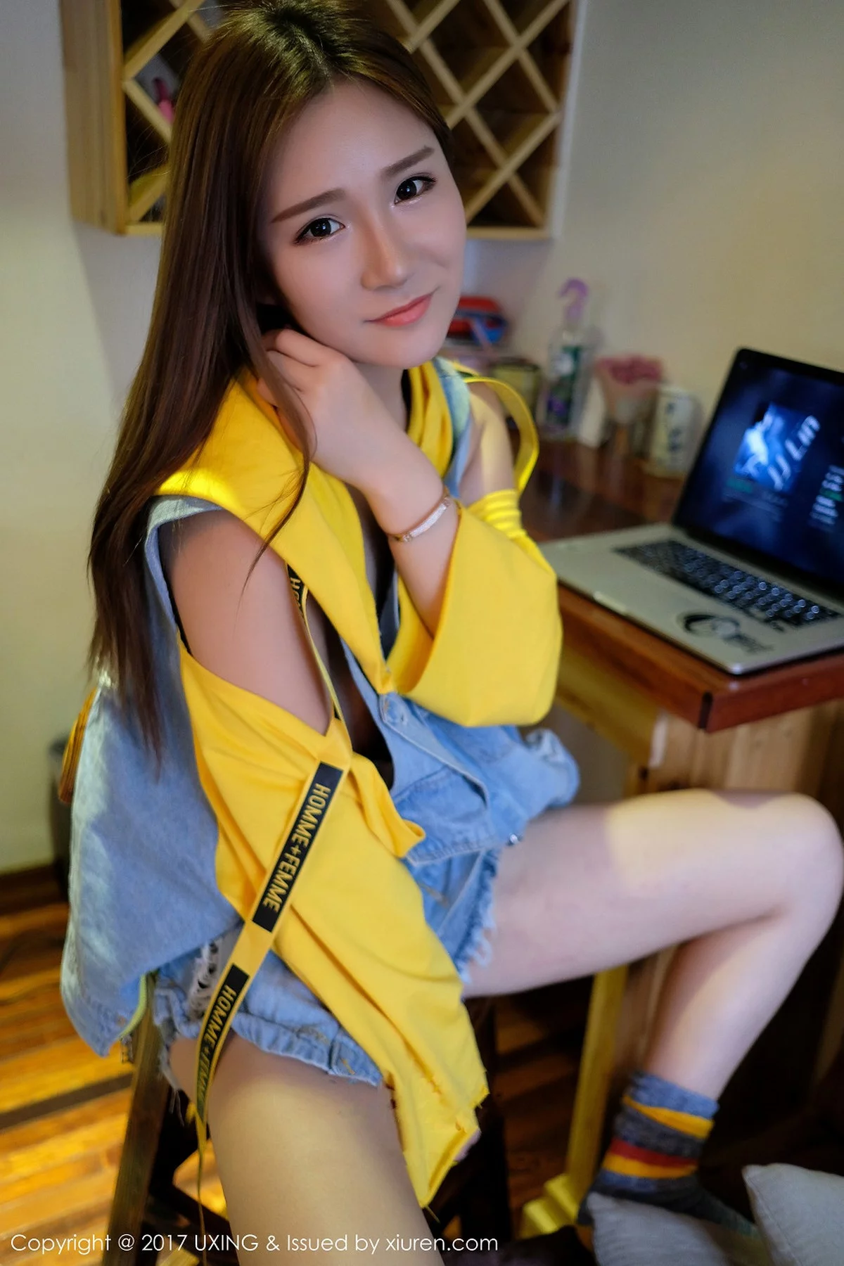 M940-[UXING优星馆]Vol.057_嫩模羊羊Suger清新牛仔服秀凹凸身材全脱秀美乳诱惑写真40P 优星馆-第23张