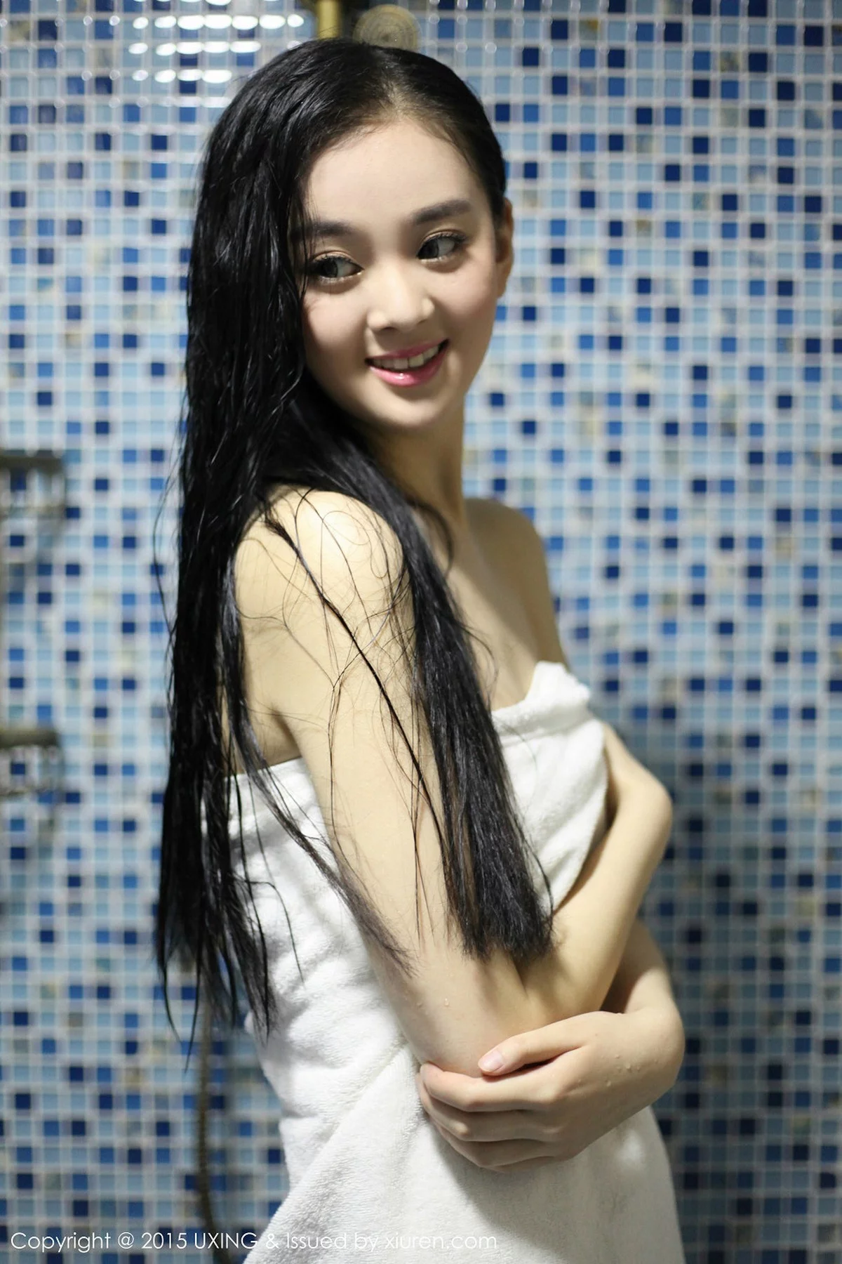 M940-[UXING优星馆]Vol.029_小脸妹子温馨baby浴室里白色浴巾裹身性感迷人写真49P 优星馆-第7张