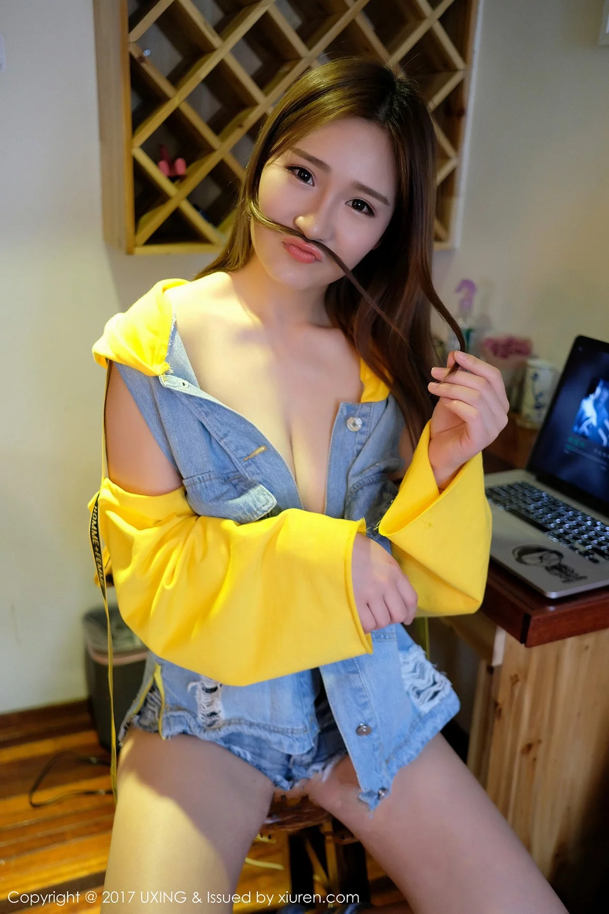 M940-[UXING优星馆]Vol.057_嫩模羊羊Suger清新牛仔服秀凹凸身材全脱秀美乳诱惑写真40P 优星馆-第26张
