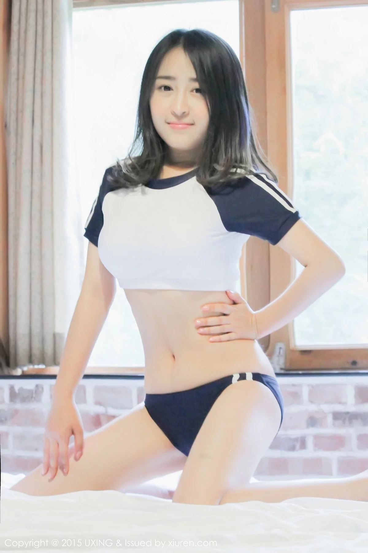 M940-[UXING优星馆]Vol.017_嫩模煊煊sunny爱吃棒棒糖的连体泳装妹子性感写真50P 优星馆-第30张